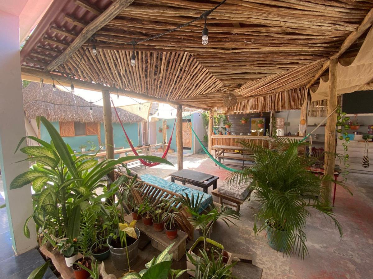 Barco Verde Hostel Остров Холбокс Экстерьер фото