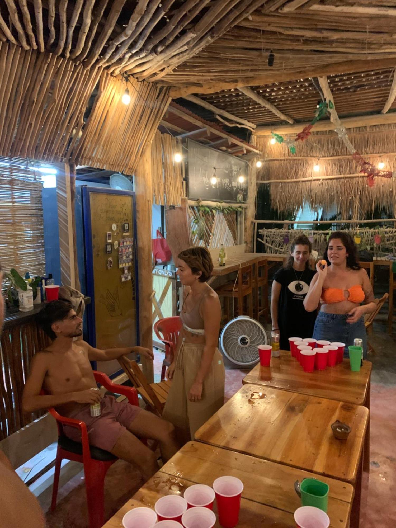 Barco Verde Hostel Остров Холбокс Экстерьер фото